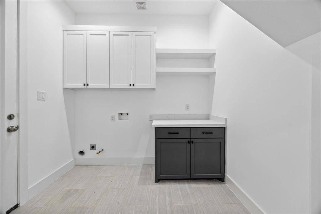 Utility Room/ Mud Room