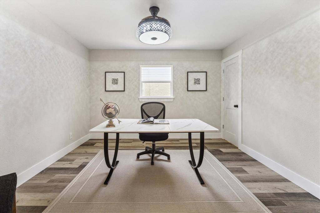 You're going to love the morning commute to this private and spacious study with LVP flooring, neutral paint, a stylish light fixture and a large closet.