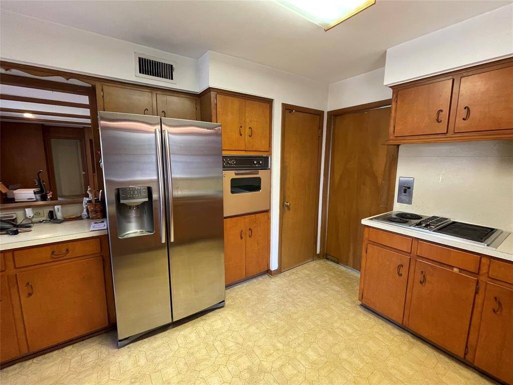 Pantry for all your ingredients and a wall oven that has a lot of experience baking goodies.