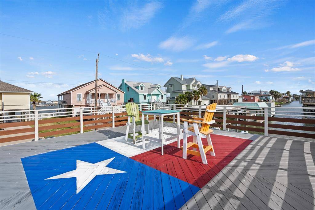 Everything's bigger in Texas including this party deck.