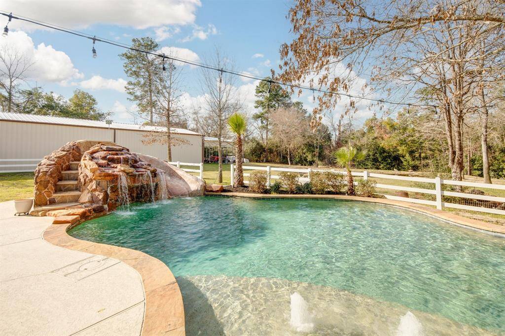 The pool is perfect for those hot Texas days.
