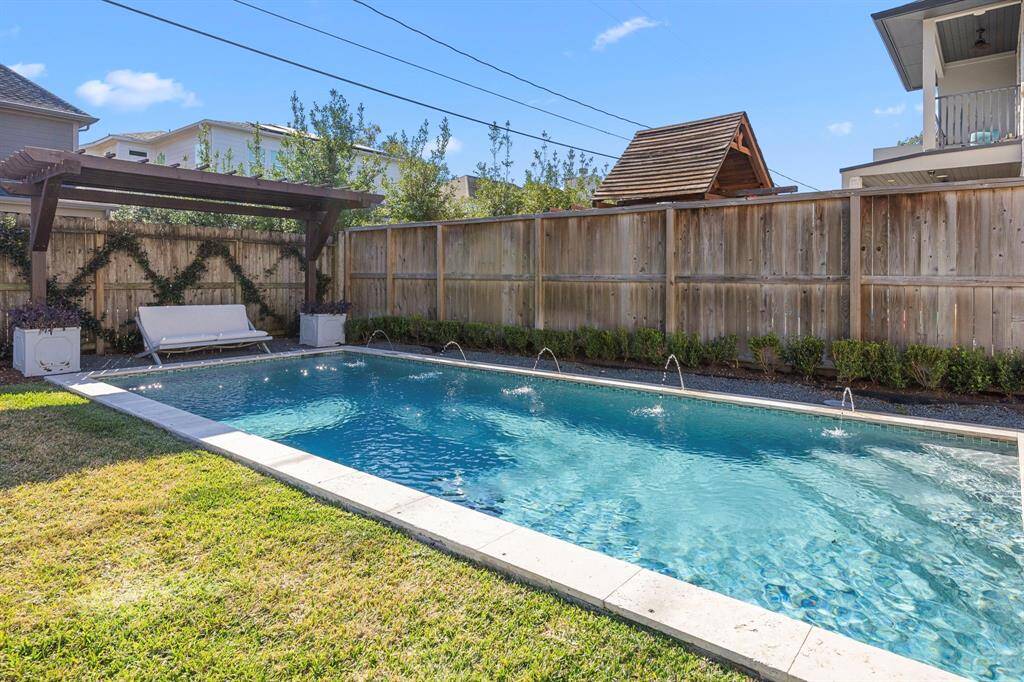 The pool was built in 2018. Features like fountains, lights and temperature (heated) can be controlled from your phone.