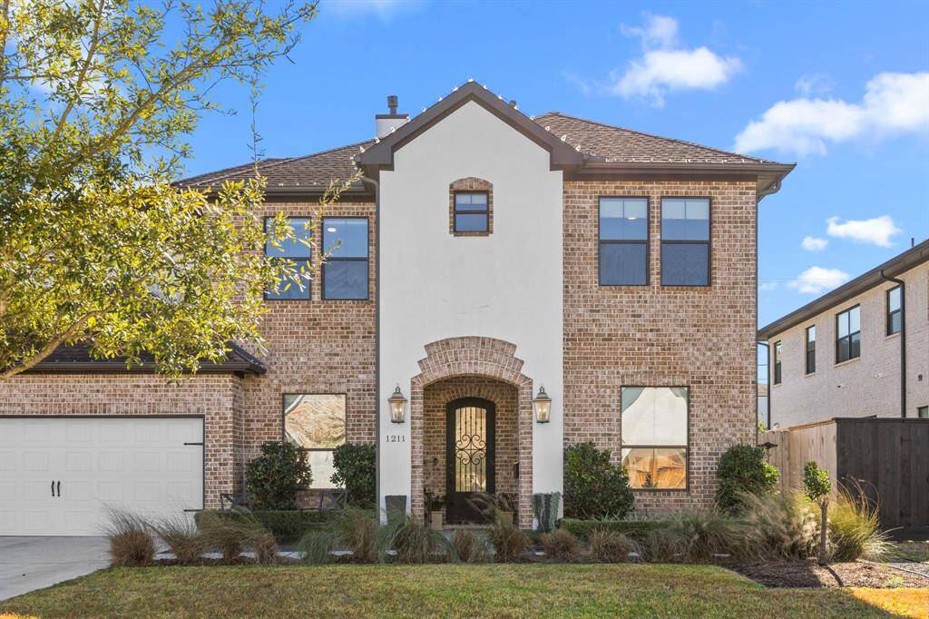 1211 Chamboard is a classic beauty with modern elegance.