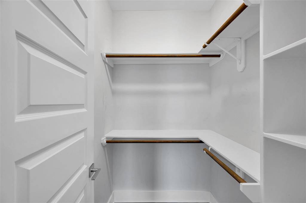 ...another walk-in closet.