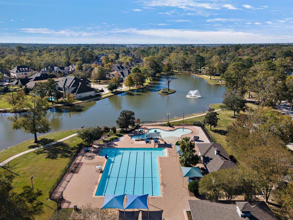 The community swimming pool is a refreshing spot to cool off and have some outdoor fun. With its spacious swim lanes and nearby shaded areas, it's perfect for both relaxation and recreation.