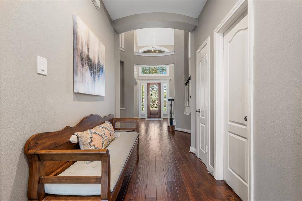 Beautiful entry way in this Coventry built home.