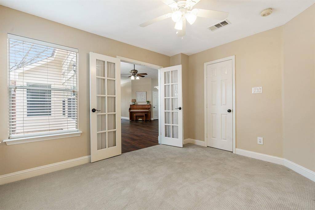Small Secondary Bedroom or Office