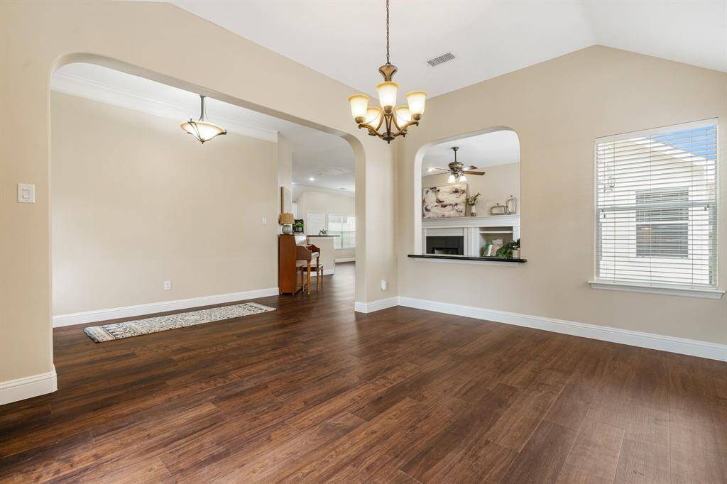 Formal Dining or Sitting Room