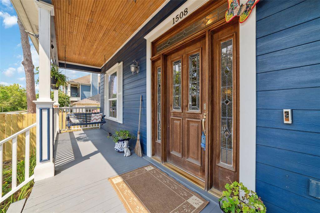 The front porch has been freshly painted, and all windows were upgraded to PlyGem vinyl Low-E Series 1100 double-pane windows in July 2015.