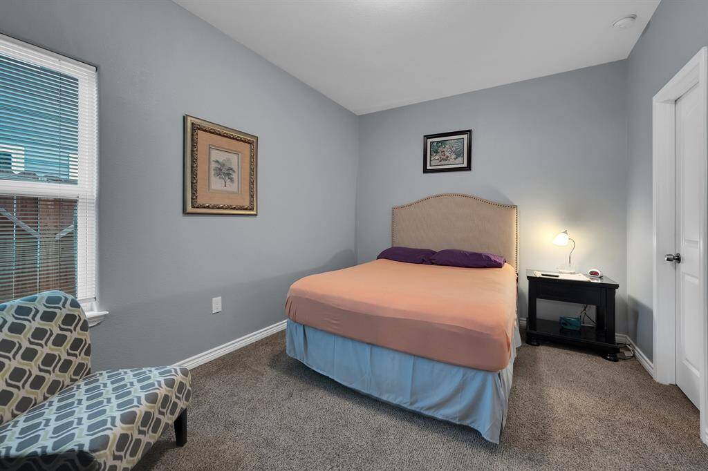 Spacious master bedroom