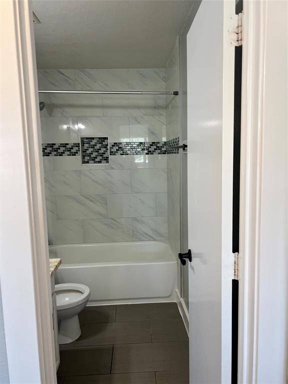 NEWLY UPDATE BATHROOMS