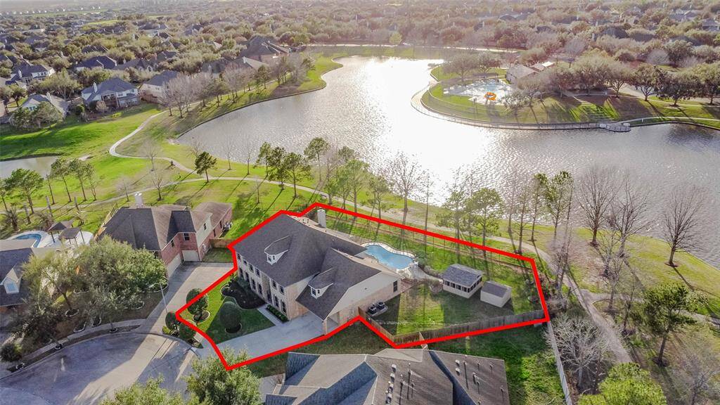 This oversized, 14,000+ cul-de-sac lot is the perfect place to call home. So many extras! Enclosed 10x14 gazebo with electricity, concrete for sports/recreation, 8x8 storage shed, and full-home Generac® generator.*boundary lines approximate