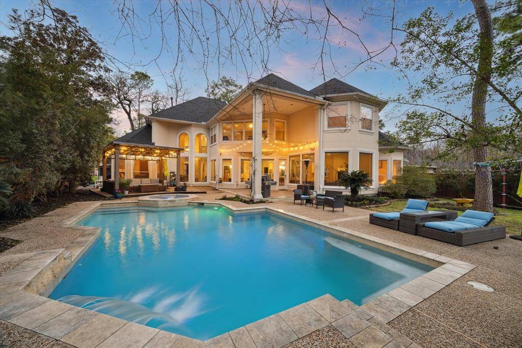 Live the life of luxury in your own private backyard oasis with stunning pool and hot tub.