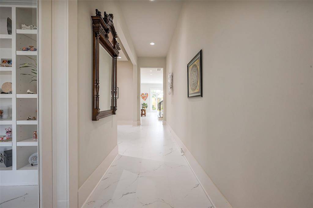 High ceilings upon entry and throughout