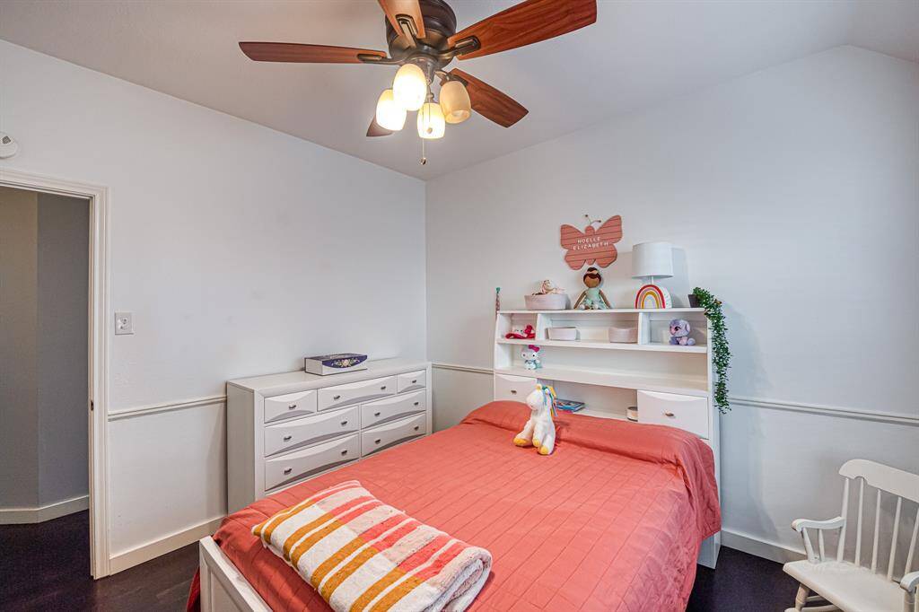 Another view of the secondary bedroom