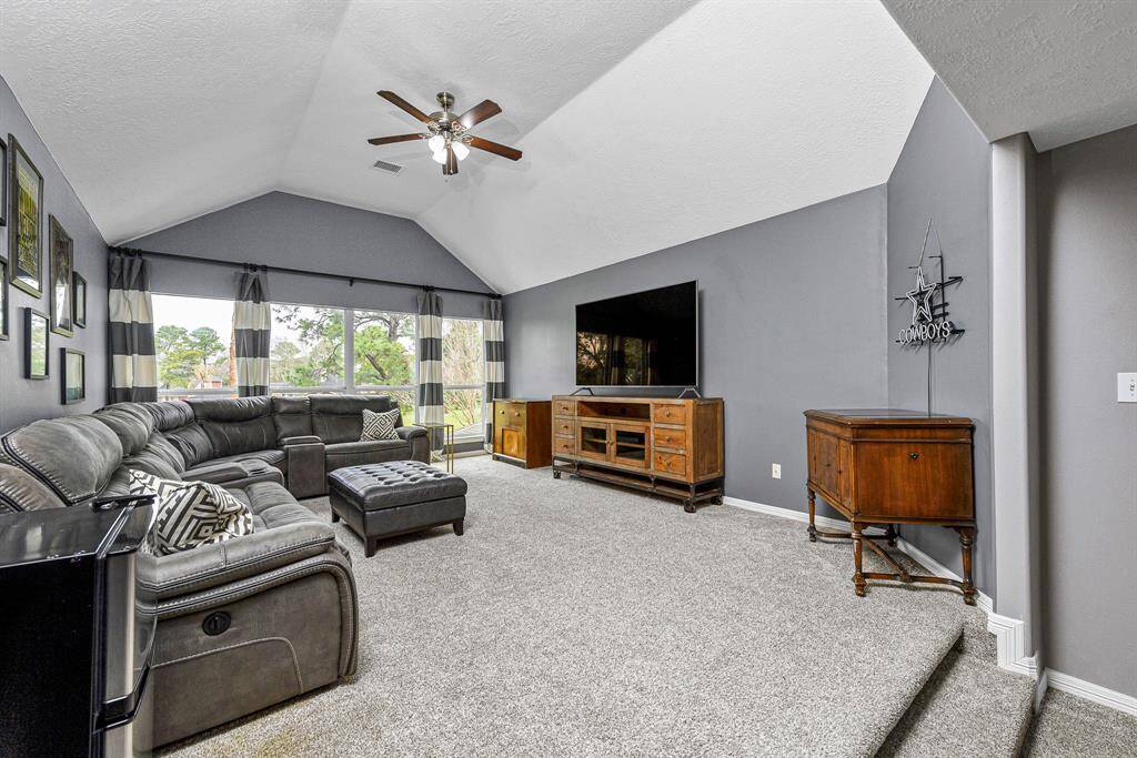 Large upstairs gameroom