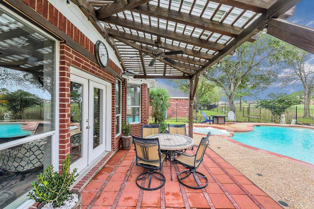 Covered patio area