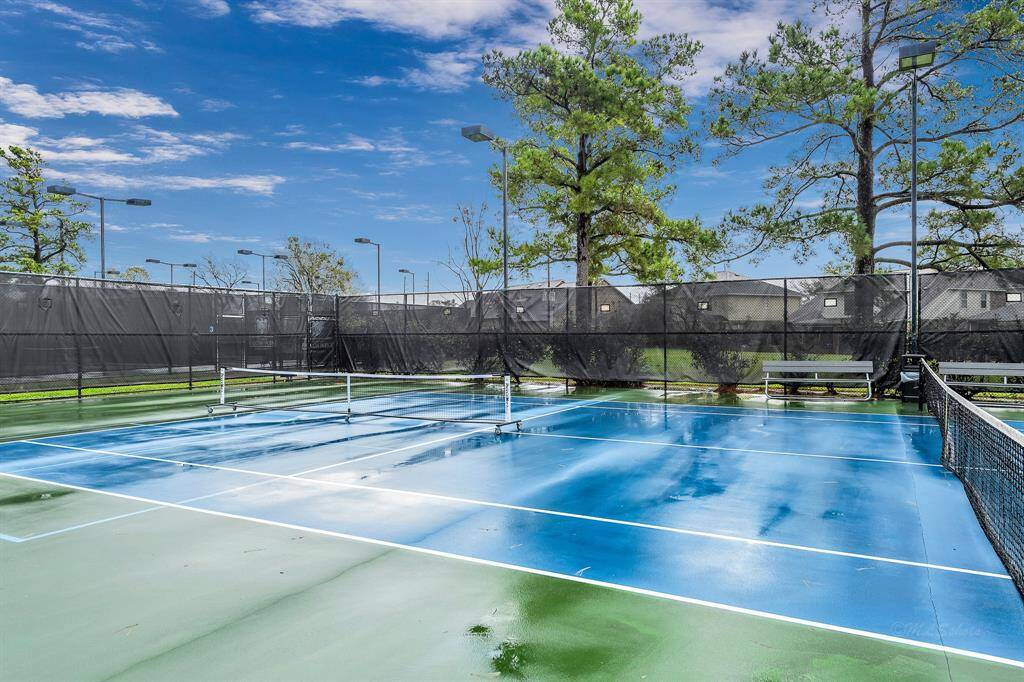 Neighborhood tennis courts