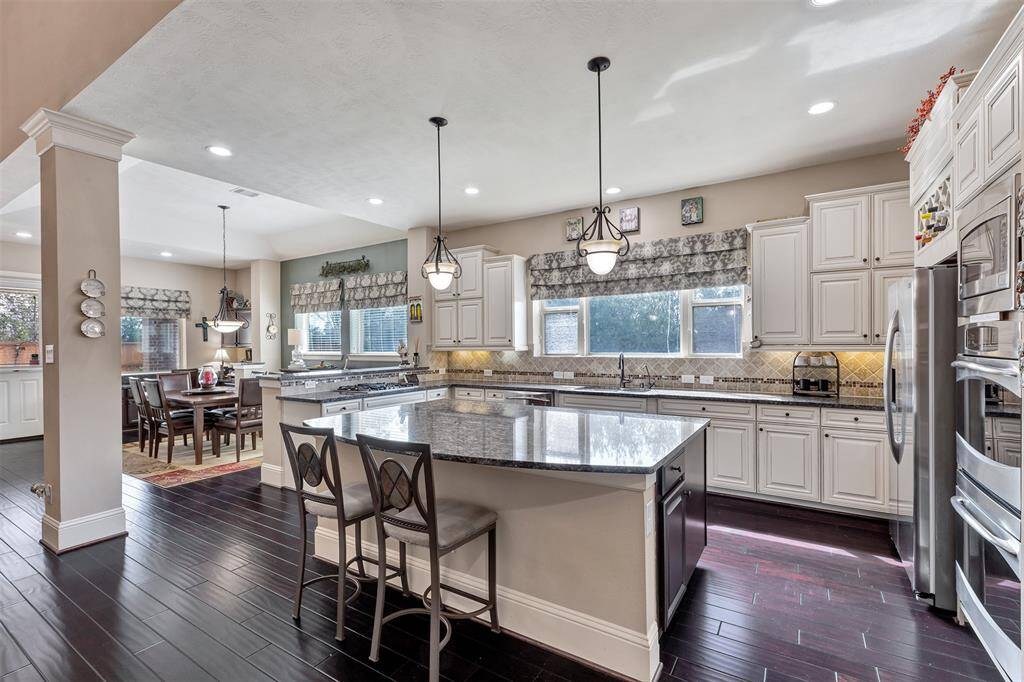 No shortage of storage in this kitchen,