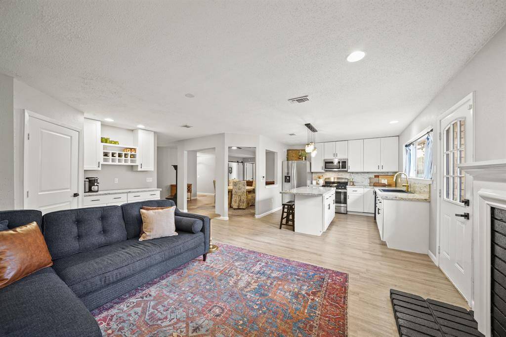 Imagine hosting your family & friends in this gorgeous home!