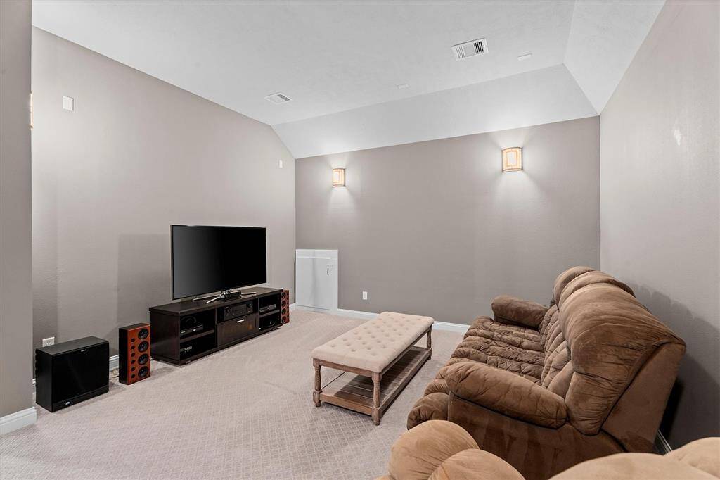 Both secondary bedrooms upstairs and good size with great closets.