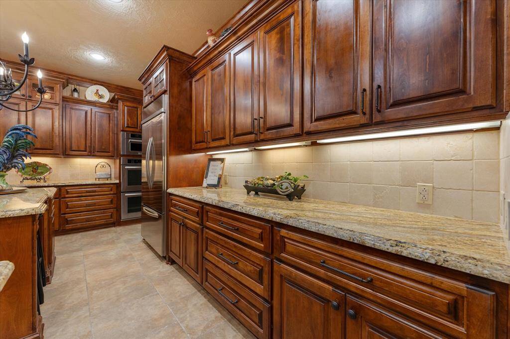 Plenty of Counter Space for Serving
