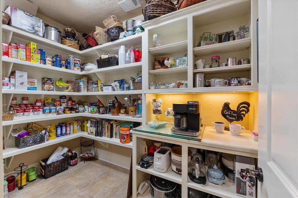 Huge Pantry w/ Coffee Bar!