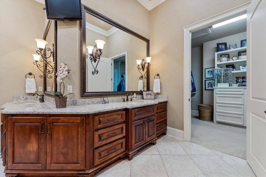 Dual Vanities plus 2 large walk in closets!