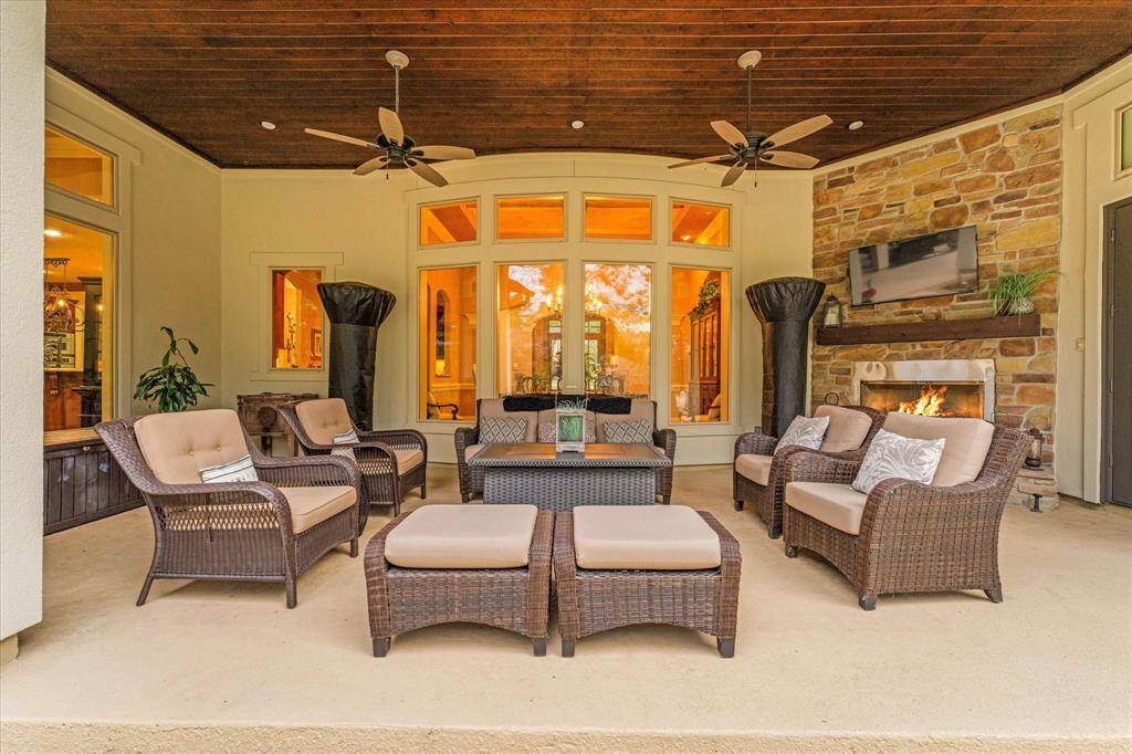 Rear Covered Patio w/ Fireplace