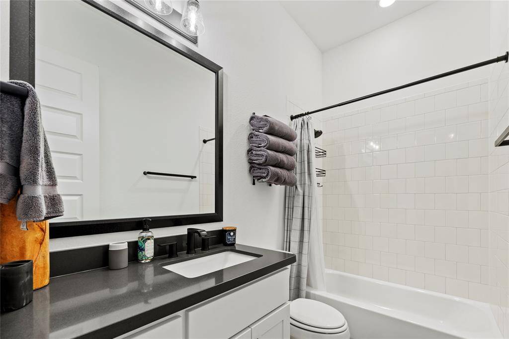 Your third full private bath!