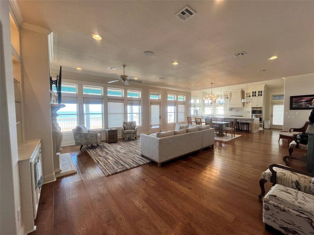 Main Living Area