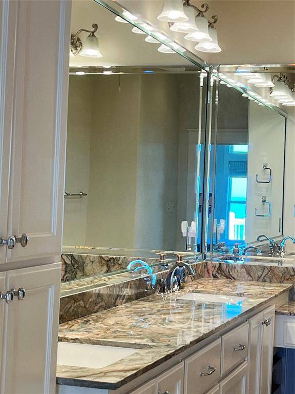 Primary Bedroom bath