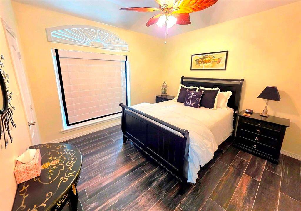 Front guest room is very spacious