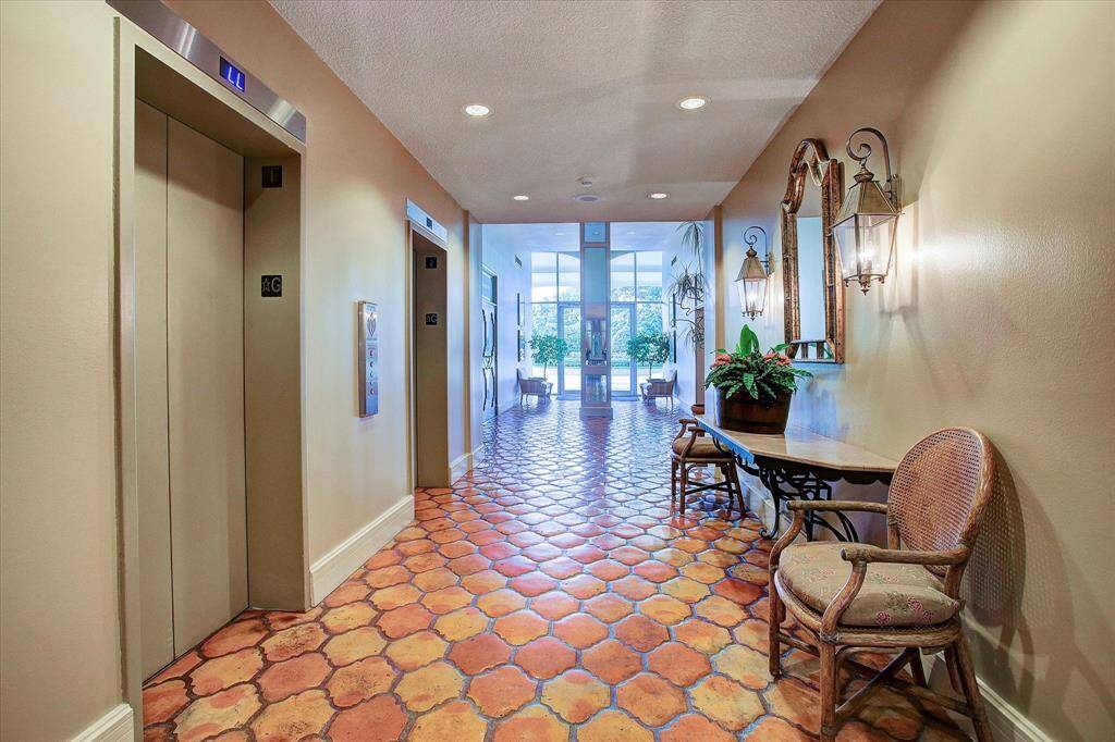 Experience the pinnacle of refined living at Inwood Manor—where timeless elegance meets modern sophistication.