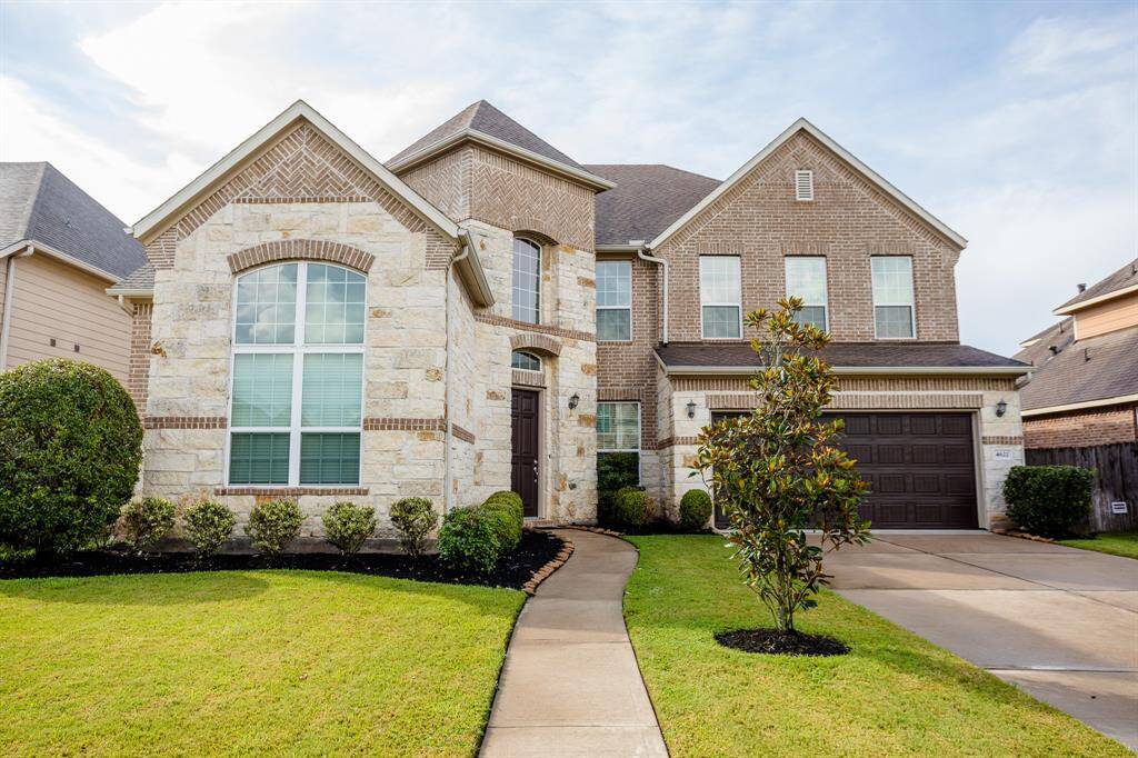 The Aida Younis Team presents 4622 Regal Shadow in Riverstone!