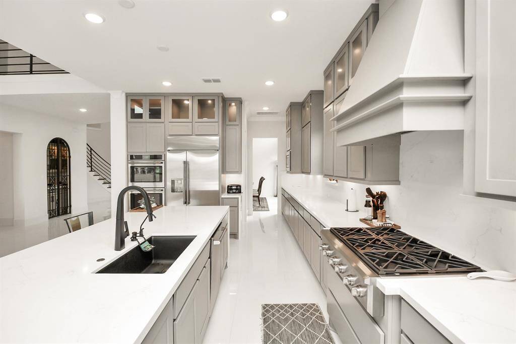 Gas cooktop
