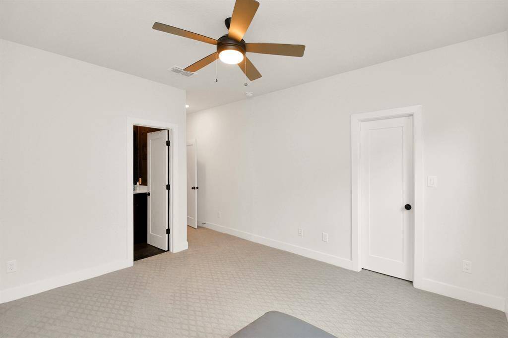 Fourth bedroom