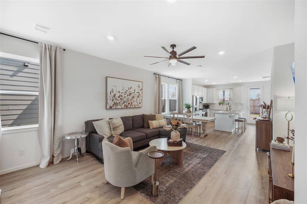 Open floor plan for entertaining.