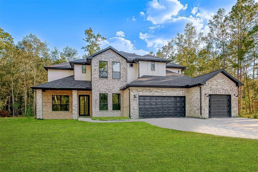 Welcome to the Jaxon floor plan by Aurora Custom Homes!