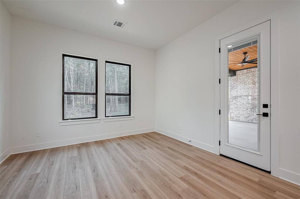 Breakfast nook with access to the covered patio