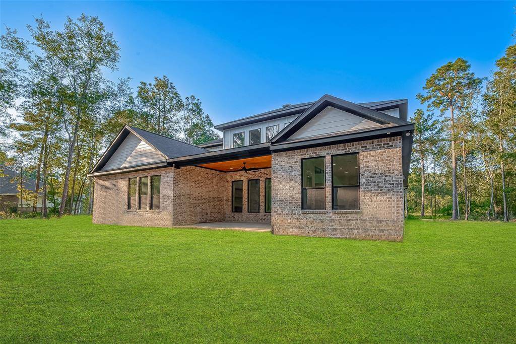 Don't miss out on the chance to make this new home yours!