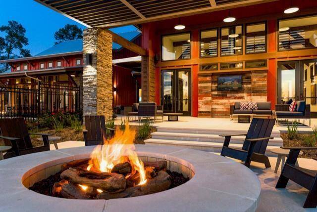 NorthGrove - Entertaining Areas and Club House