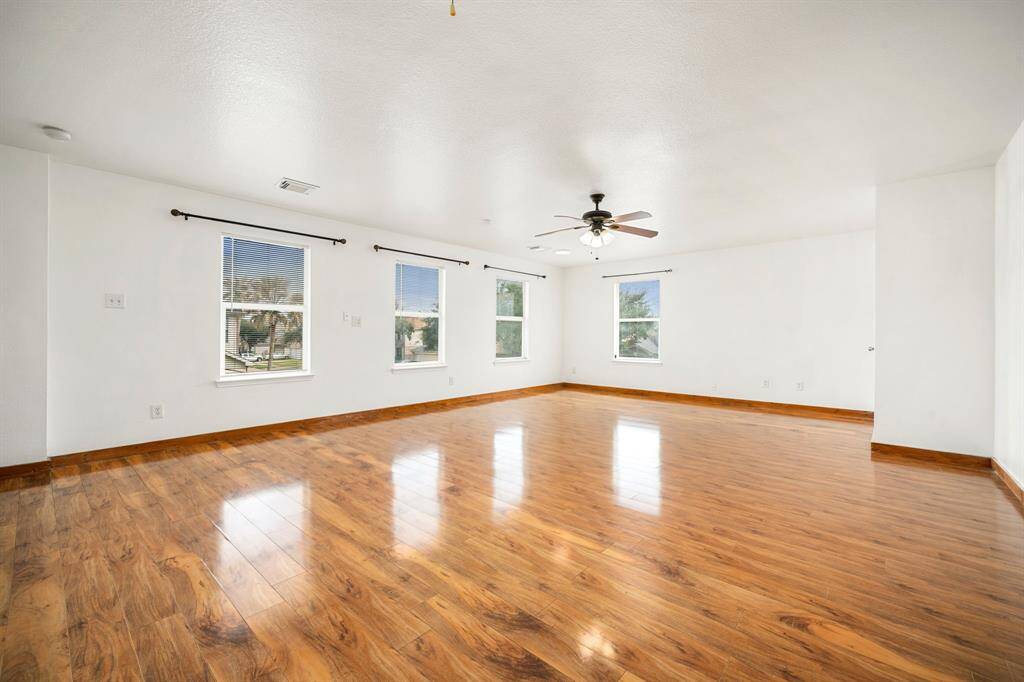 Oversized Game room
