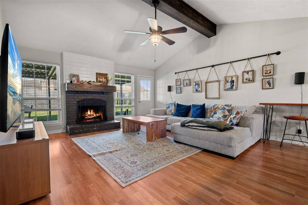 Big living space with fireplace