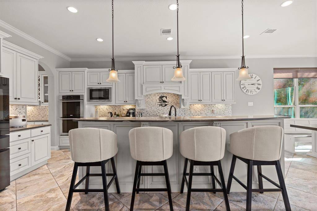 Bar seating perfect for entertaining.