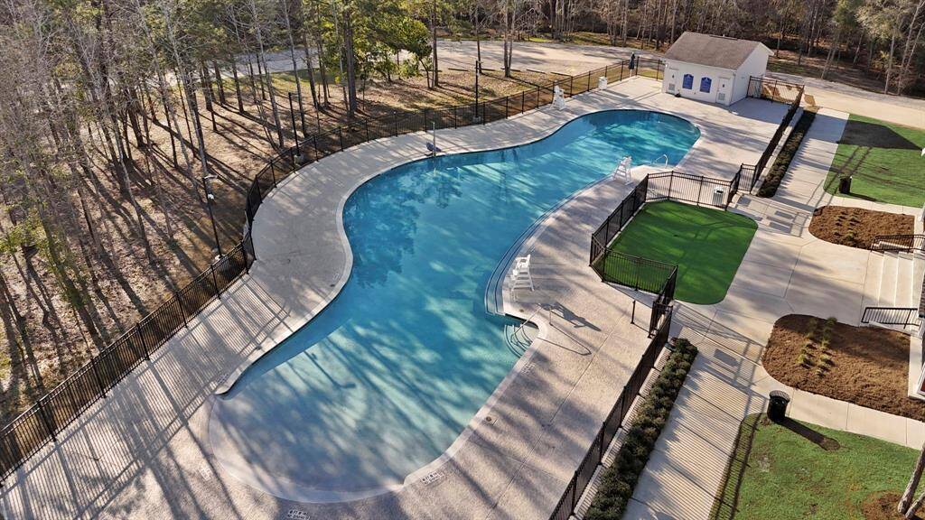 Community Amenities!