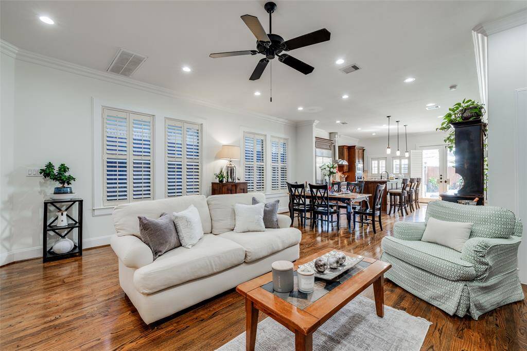 Wonderful first floor living in this beautiful, light and well maintained home. Planation shutters, LED lighting, oak hardwood through out, ceiling fan