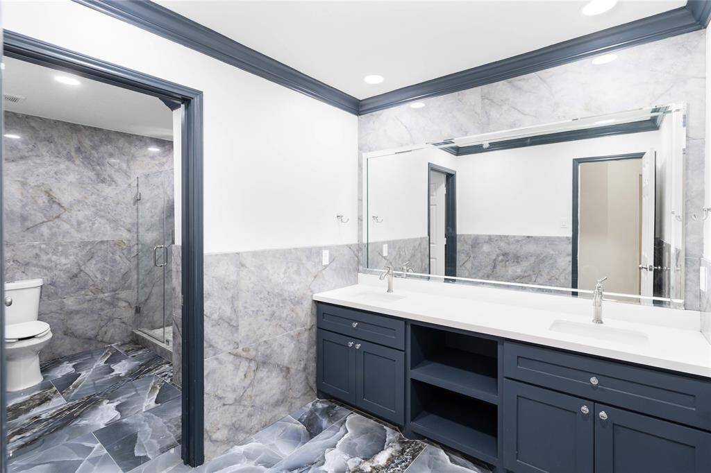 upstairs bathroom