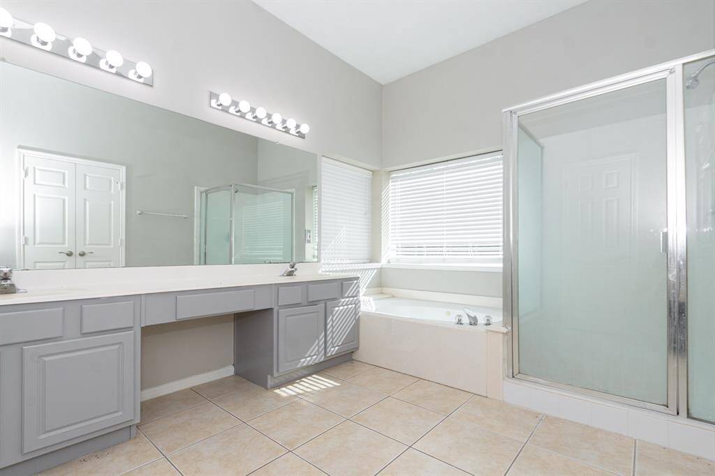 view of primary bathroom