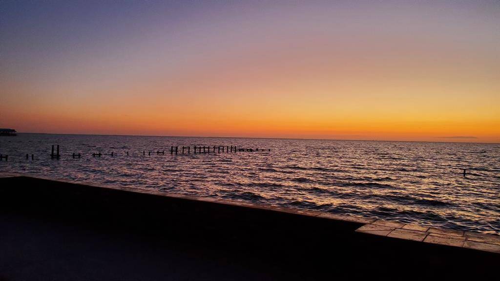 THE BAYSIDE OF TODVILLE OFFERS SOME OF THE MOST BEAUTIFUL SUNRISES YOU COULD EVER HOPE FOR.